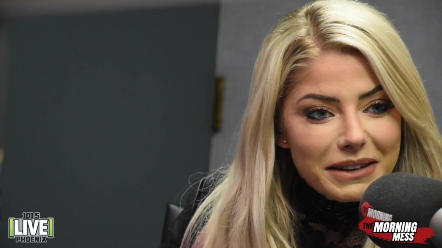 WWE_Alexa_Bliss_talks_Make_Up_Baking_and_being_the_bad_guy_with_The_Morning_Mess_034.jpg