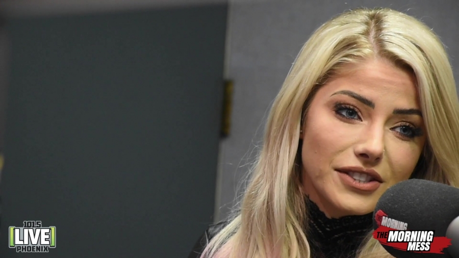 WWE_Alexa_Bliss_talks_Make_Up_Baking_and_being_the_bad_guy_with_The_Morning_Mess_066.jpg