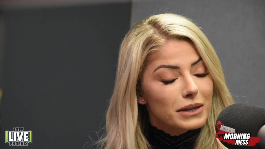 WWE_Alexa_Bliss_talks_Make_Up_Baking_and_being_the_bad_guy_with_The_Morning_Mess_098.jpg