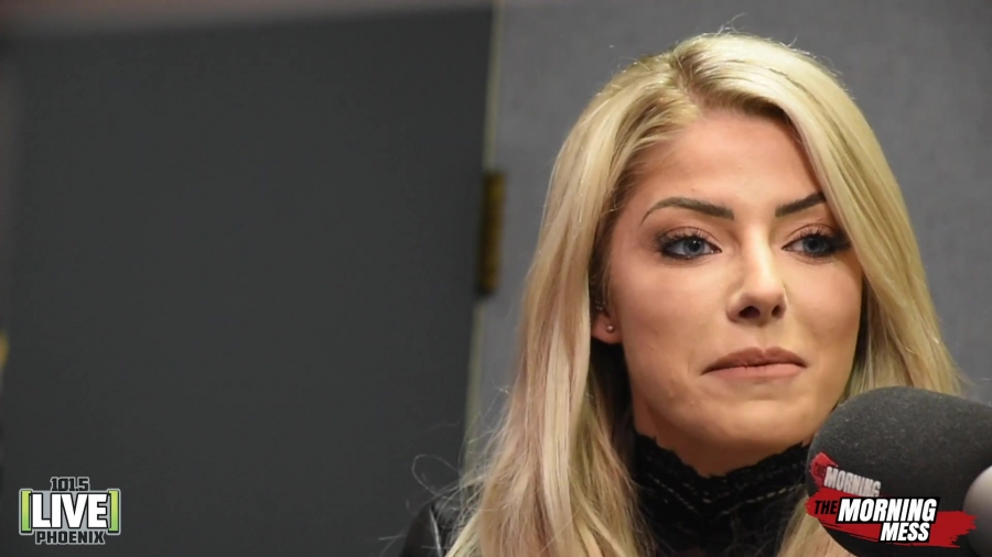 WWE_Alexa_Bliss_talks_Make_Up_Baking_and_being_the_bad_guy_with_The_Morning_Mess_120.jpg