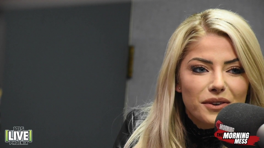 WWE_Alexa_Bliss_talks_Make_Up_Baking_and_being_the_bad_guy_with_The_Morning_Mess_127.jpg