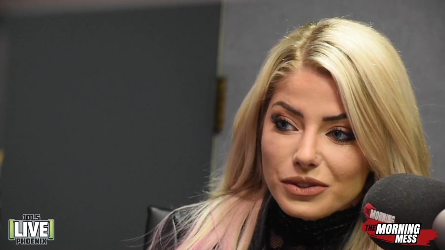 WWE_Alexa_Bliss_talks_Make_Up_Baking_and_being_the_bad_guy_with_The_Morning_Mess_154.jpg