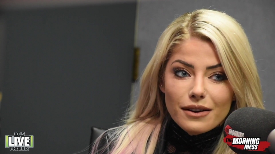 WWE_Alexa_Bliss_talks_Make_Up_Baking_and_being_the_bad_guy_with_The_Morning_Mess_155.jpg