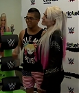 Houston_fans_line_up_to_meet_WWE_superstar_Alexa_Bliss_16.jpeg