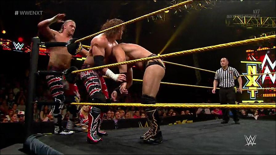 WWE_NXT_2015_05_27_WEB-DL_x264-WD_mp4_20161127_194120_184.jpg