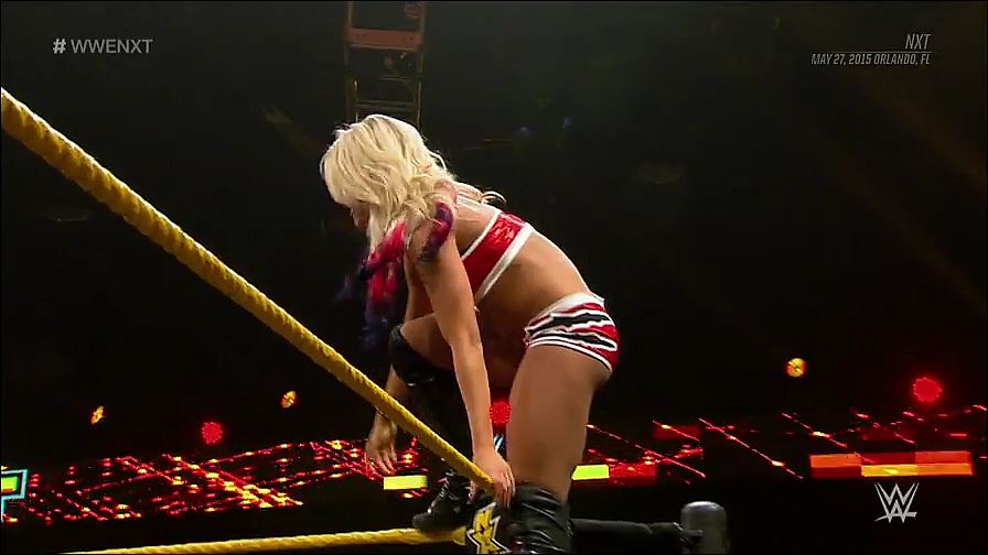 WWE_NXT_2015_05_27_WEB-DL_x264-WD_mp4_20161127_194227_888.jpg