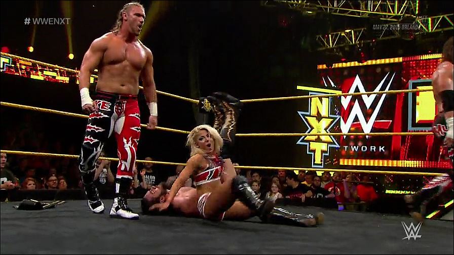 WWE_NXT_2015_05_27_WEB-DL_x264-WD_mp4_20161127_194235_277.jpg