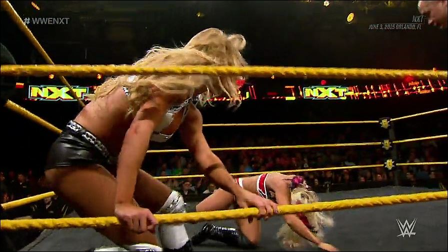 WWE_NXT_2015_06_03_WEB-DL_x264-WD_mp4_20161127_194851_068.jpg