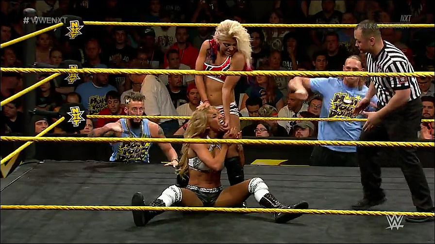 WWE_NXT_2015_06_03_WEB-DL_x264-WD_mp4_20161127_195007_600.jpg