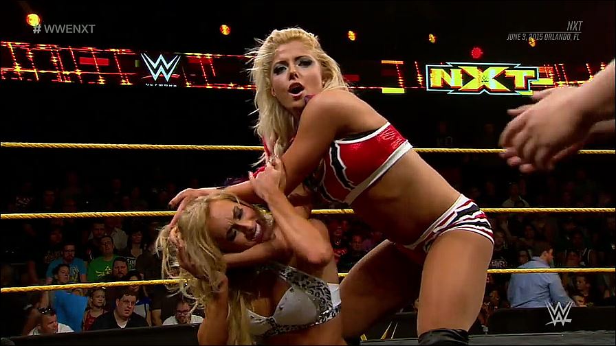 WWE_NXT_2015_06_03_WEB-DL_x264-WD_mp4_20161127_195032_320.jpg