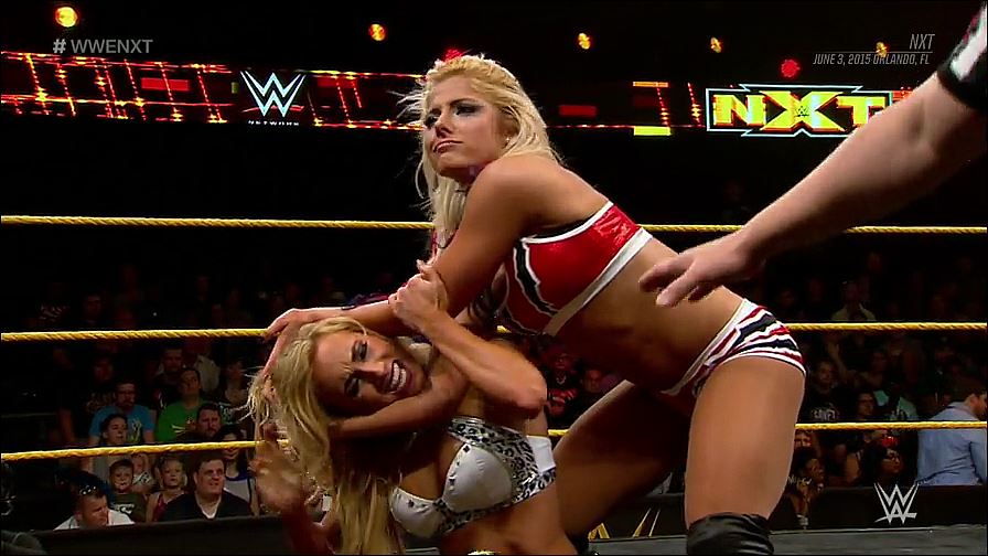 WWE_NXT_2015_06_03_WEB-DL_x264-WD_mp4_20161127_195032_908.jpg