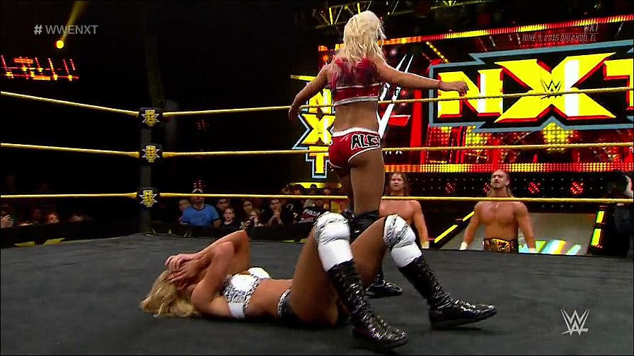 WWE_NXT_2015_06_03_WEB-DL_x264-WD_mp4_20161127_195114_044.jpg