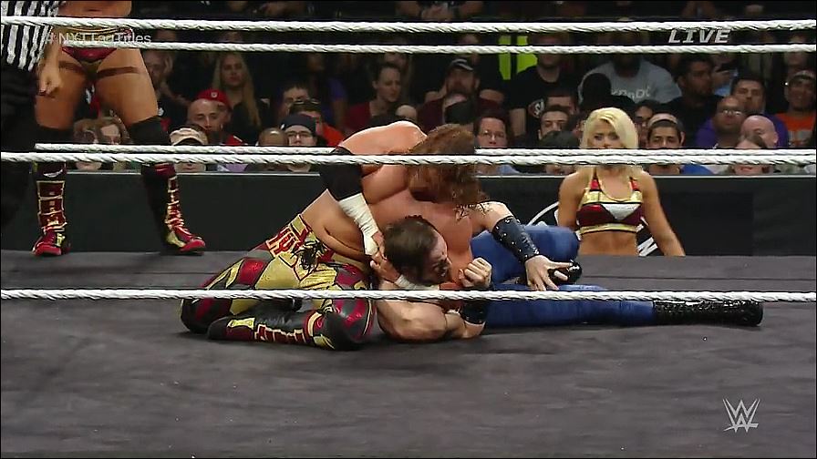 WWE_NXT_Takeover_Brooklyn_REPACK_WEBRip_h264-WD_mp4_20161127_212630_724.jpg