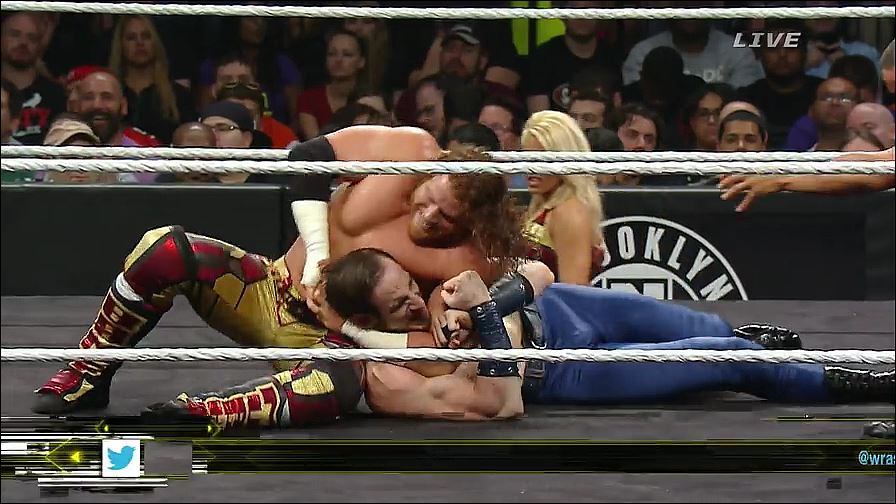 WWE_NXT_Takeover_Brooklyn_REPACK_WEBRip_h264-WD_mp4_20161127_212638_862.jpg