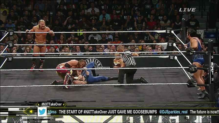 WWE_NXT_Takeover_Brooklyn_REPACK_WEBRip_h264-WD_mp4_20161127_212645_539.jpg