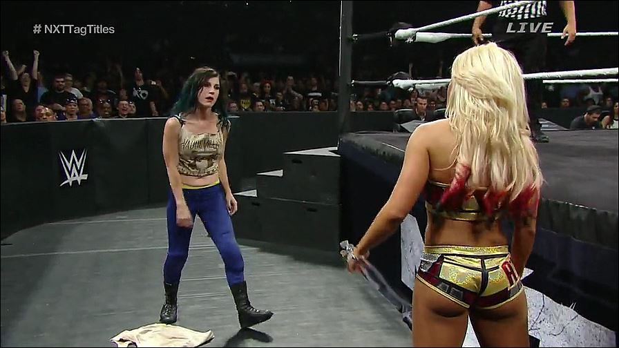 WWE_NXT_Takeover_Brooklyn_REPACK_WEBRip_h264-WD_mp4_20161127_212742_353.jpg