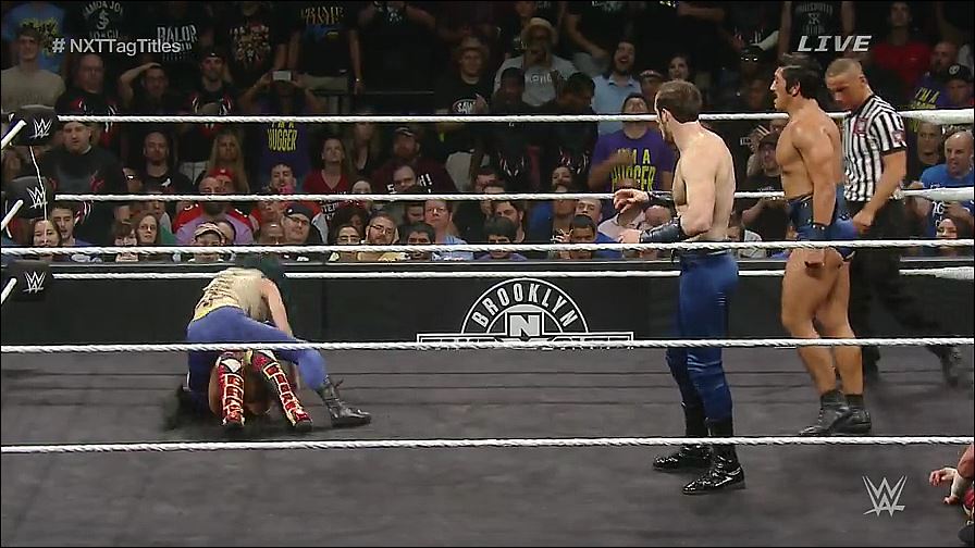 WWE_NXT_Takeover_Brooklyn_REPACK_WEBRip_h264-WD_mp4_20161127_212805_805.jpg