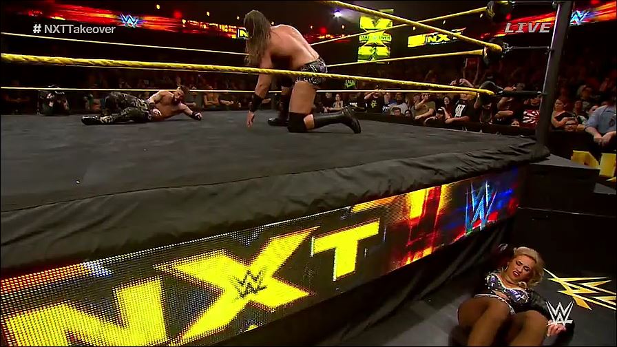 WWE_NXT_Takeover_Unstoppable_WEB-DL_x264-WD_mp4_20161127_194558_129.jpg