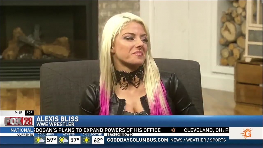 Alexa_Bliss_Fox_28_Interview_mp4_20170423_234002_600.jpg