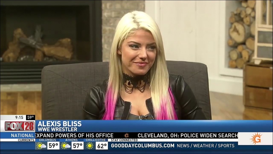 Alexa_Bliss_Fox_28_Interview_mp4_20170423_234004_671.jpg