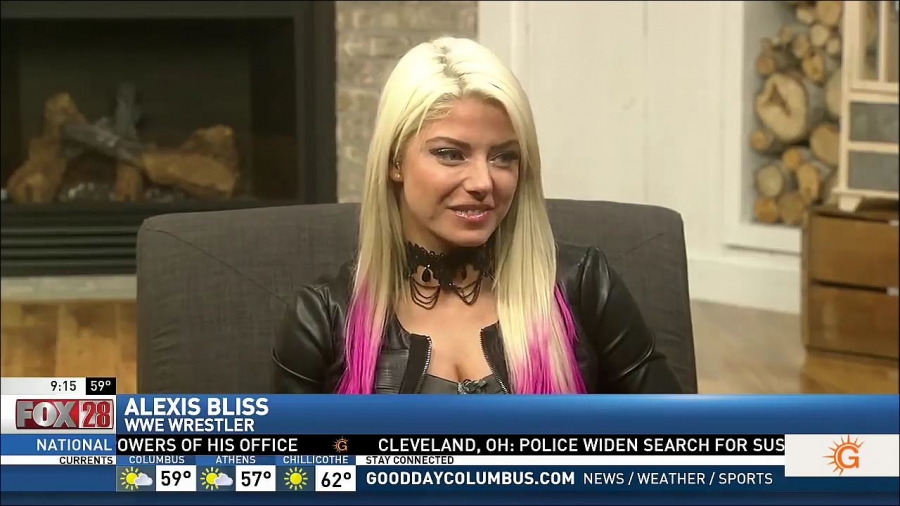 Alexa_Bliss_Fox_28_Interview_mp4_20170423_234005_585.jpg