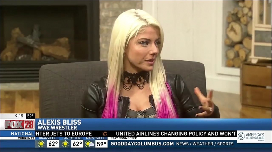 Alexa_Bliss_Fox_28_Interview_mp4_20170423_234025_932.jpg