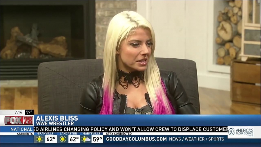 Alexa_Bliss_Fox_28_Interview_mp4_20170423_234029_652.jpg