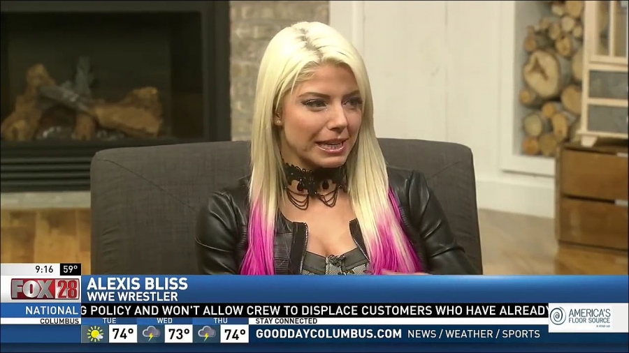 Alexa_Bliss_Fox_28_Interview_mp4_20170423_234031_816.jpg