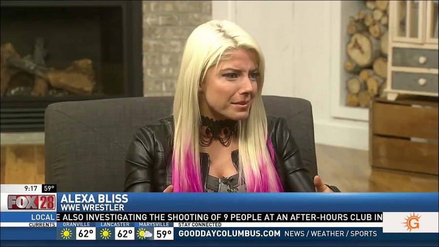 Alexa_Bliss_Fox_28_Interview_mp4_20170423_234146_701.jpg