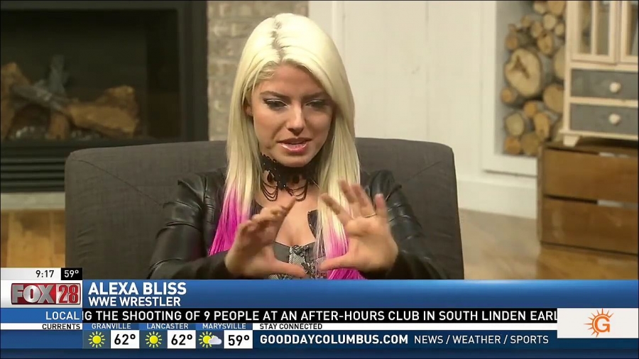 Alexa_Bliss_Fox_28_Interview_mp4_20170423_234148_749.jpg