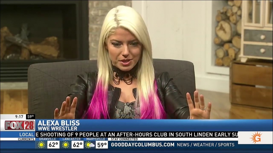 Alexa_Bliss_Fox_28_Interview_mp4_20170423_234149_197.jpg