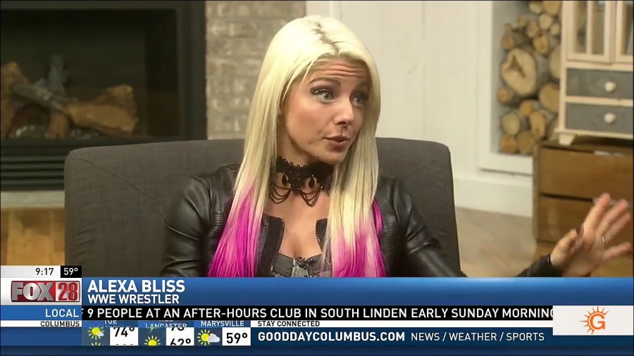 Alexa_Bliss_Fox_28_Interview_mp4_20170423_234150_691.jpg