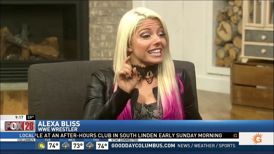 Alexa_Bliss_Fox_28_Interview_mp4_20170423_234151_426.jpg