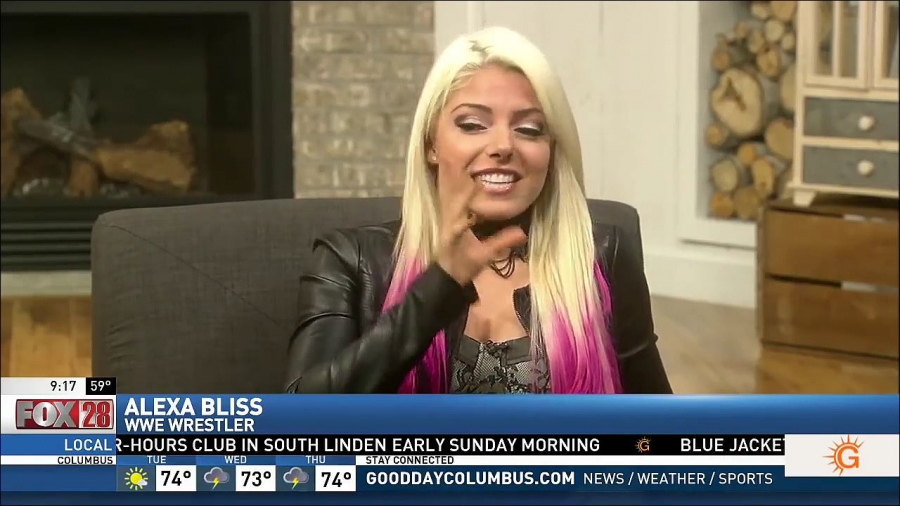 Alexa_Bliss_Fox_28_Interview_mp4_20170423_234152_981.jpg