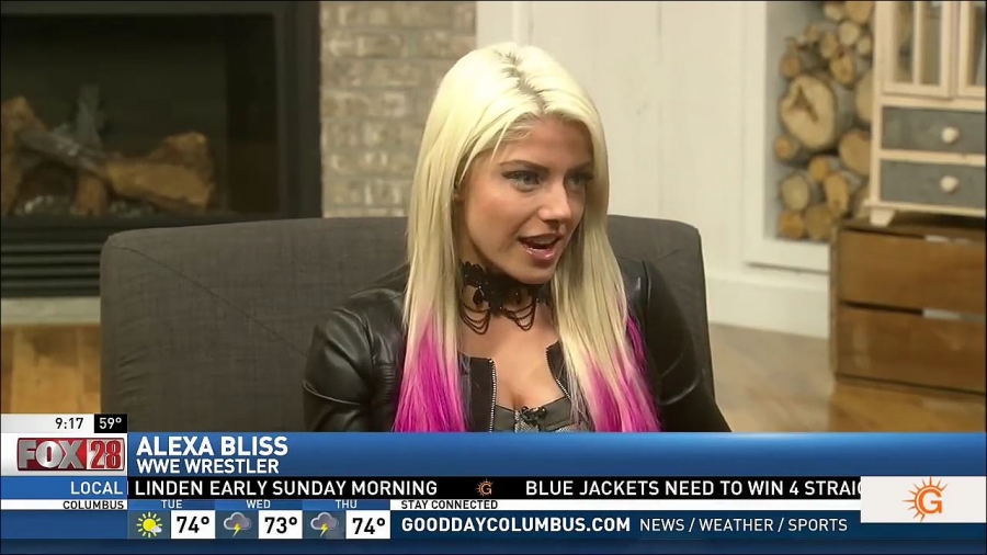 Alexa_Bliss_Fox_28_Interview_mp4_20170423_234155_348.jpg