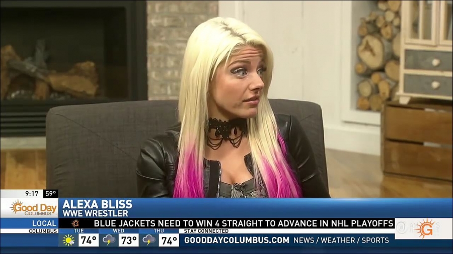 Alexa_Bliss_Fox_28_Interview_mp4_20170423_234158_826.jpg