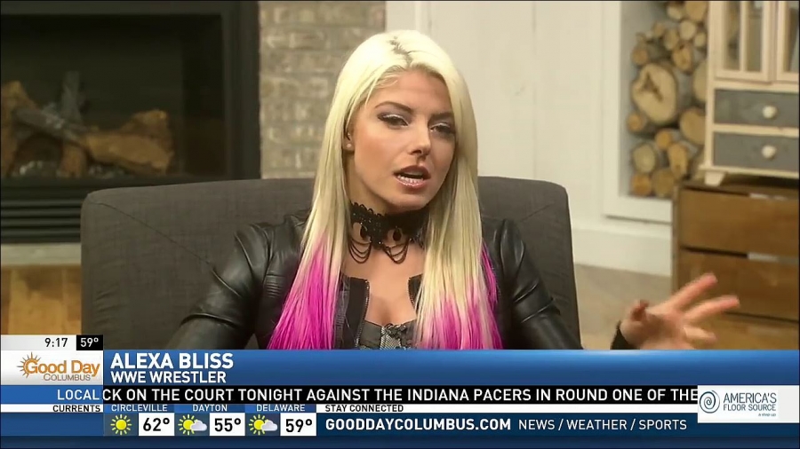 Alexa_Bliss_Fox_28_Interview_mp4_20170423_234218_552.jpg