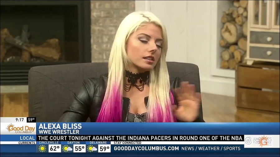 Alexa_Bliss_Fox_28_Interview_mp4_20170423_234219_107.jpg