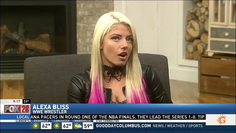 Alexa_Bliss_Fox_28_Interview_mp4_20170423_234223_000.jpg