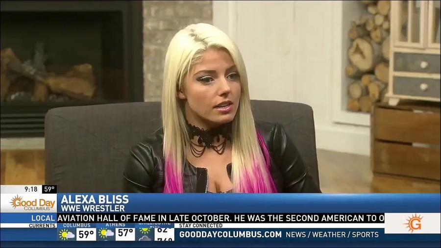 Alexa_Bliss_Fox_28_Interview_mp4_20170423_234240_785~0.jpg