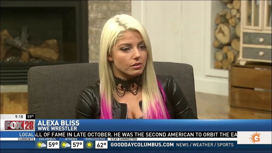 Alexa_Bliss_Fox_28_Interview_mp4_20170423_234242_014.jpg