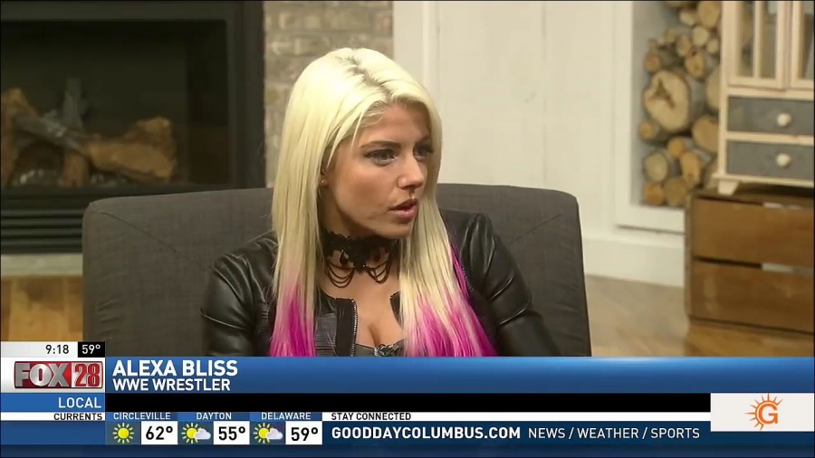 Alexa_Bliss_Fox_28_Interview_mp4_20170423_234251_134.jpg