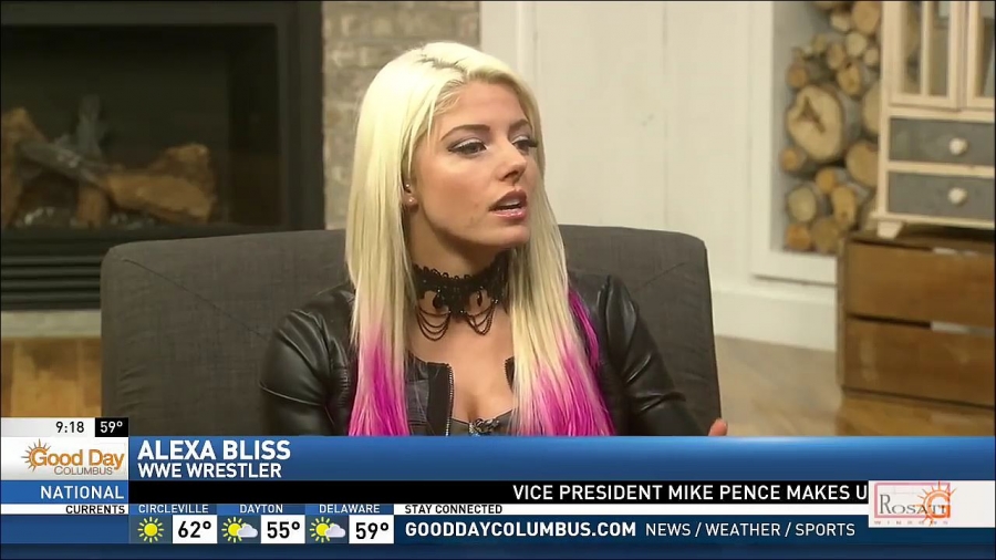 Alexa_Bliss_Fox_28_Interview_mp4_20170423_234257_177.jpg