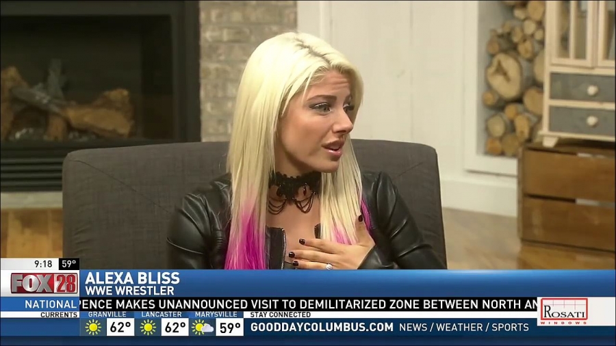 Alexa_Bliss_Fox_28_Interview_mp4_20170423_234303_587.jpg