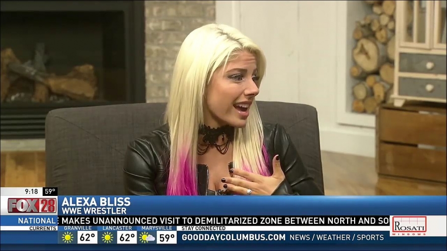 Alexa_Bliss_Fox_28_Interview_mp4_20170423_234304_133.jpg