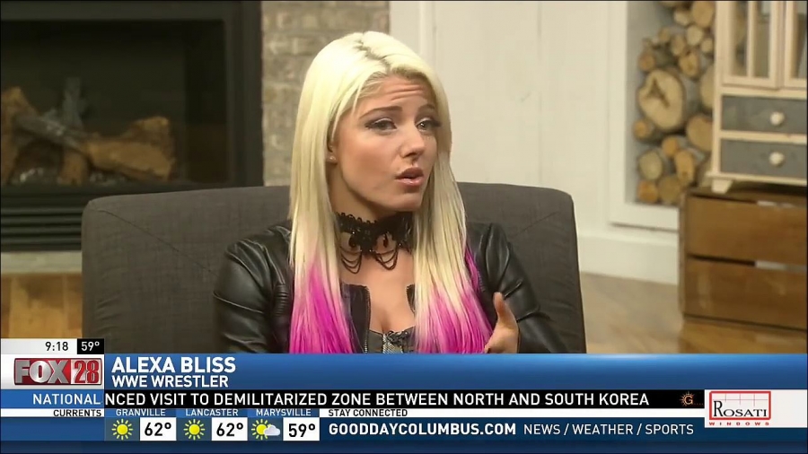 Alexa_Bliss_Fox_28_Interview_mp4_20170423_234305_954.jpg