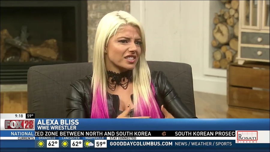 Alexa_Bliss_Fox_28_Interview_mp4_20170423_234308_549.jpg