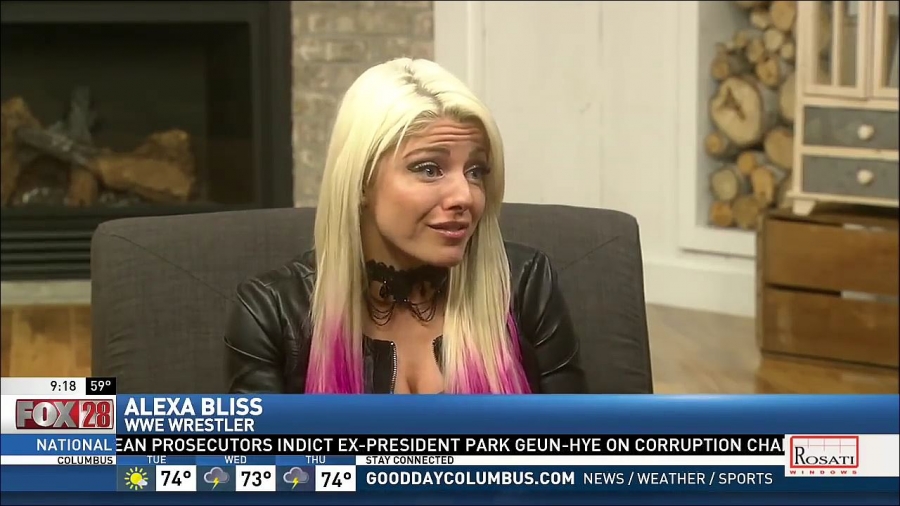 Alexa_Bliss_Fox_28_Interview_mp4_20170423_234315_255.jpg