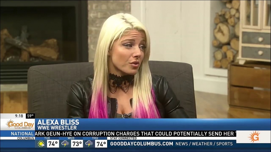 Alexa_Bliss_Fox_28_Interview_mp4_20170423_234319_578.jpg