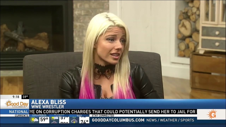 Alexa_Bliss_Fox_28_Interview_mp4_20170423_234320_786.jpg